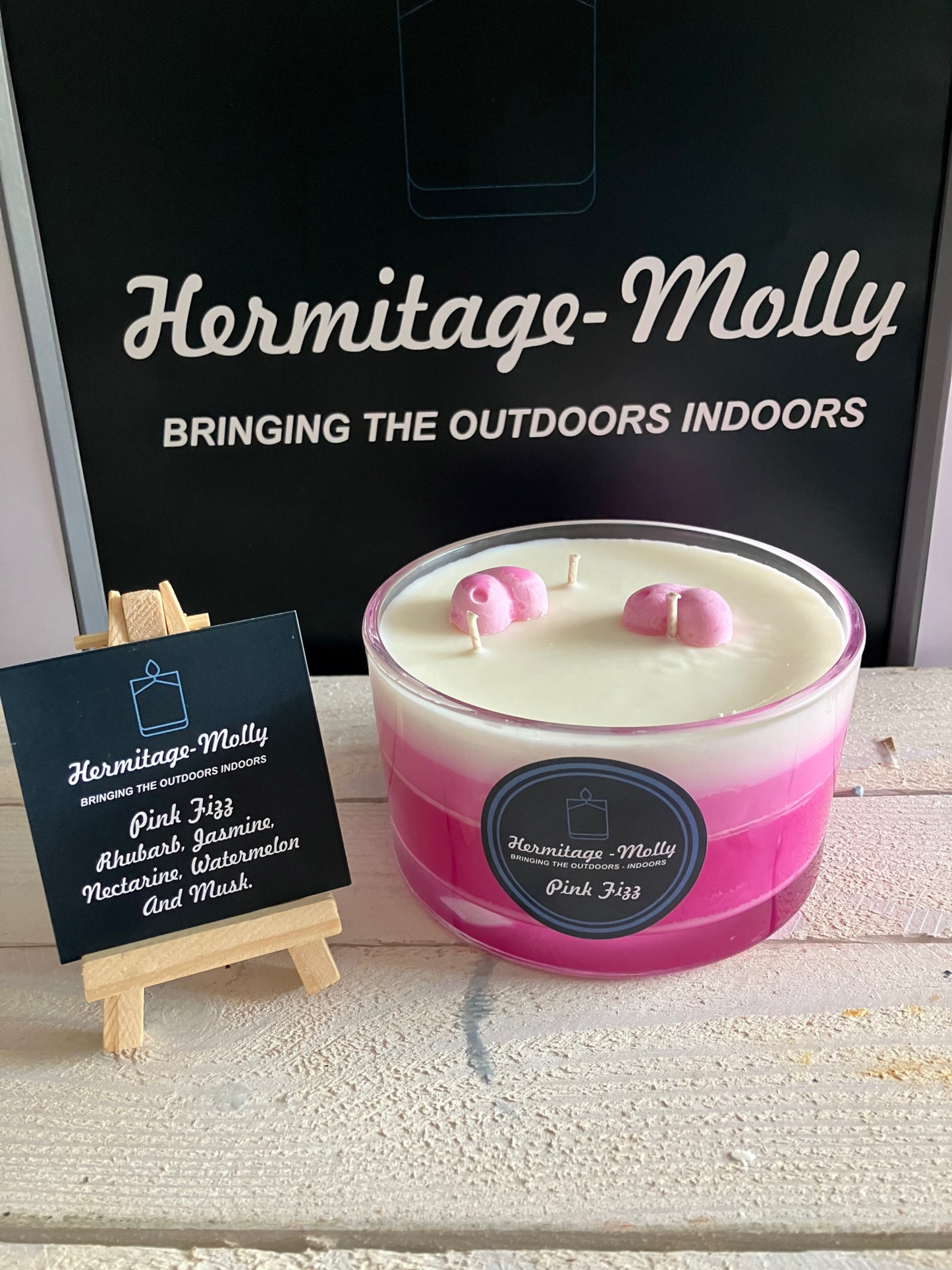 Pink Fizz - Natural Soya Candle - Rhubarb, Jasmine, Nectarine, Watermelon & Musk