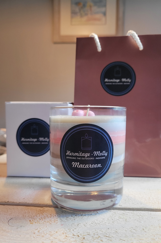 Macaroon - Natural Soya Candle - Sandalwood & Mandarin